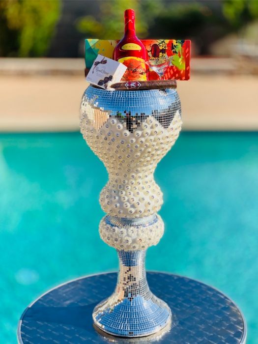 Gift Basket 150 Hennessy Cognac Vsop France Limited Edition Art By Guangyu Zhang 750ml In Decorative Vase