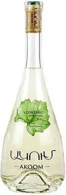 Akoom Voskehat Dry White Wine Armenia 2020