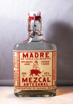 Madre Mezcal Espadin Y Cuishe Artesinal Product Mexico 90pf 200ml