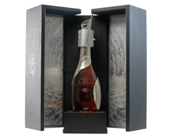 Eagle Rare 25 Year Old Kentucky Straight Bourbon Whiskey 750ml