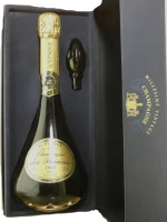 De Venoge Brut Millesime w/Box with glass stopper - 1990 (750ml)