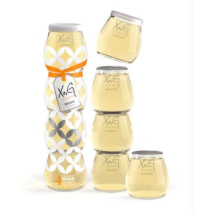 Xo, G by Giuliana Rancic California Moscato NV