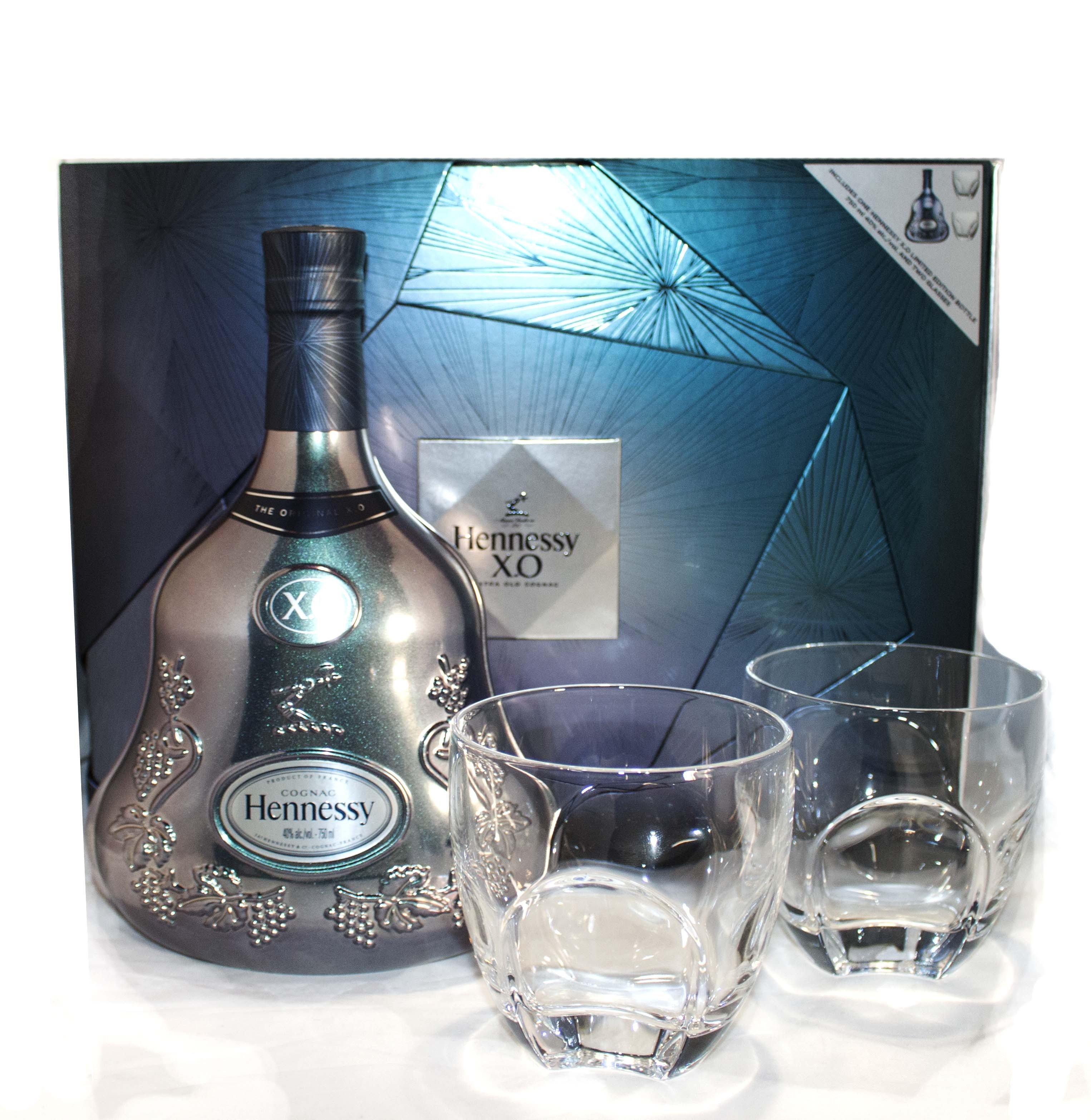 Hennessy XO Gift Set (750ml)
