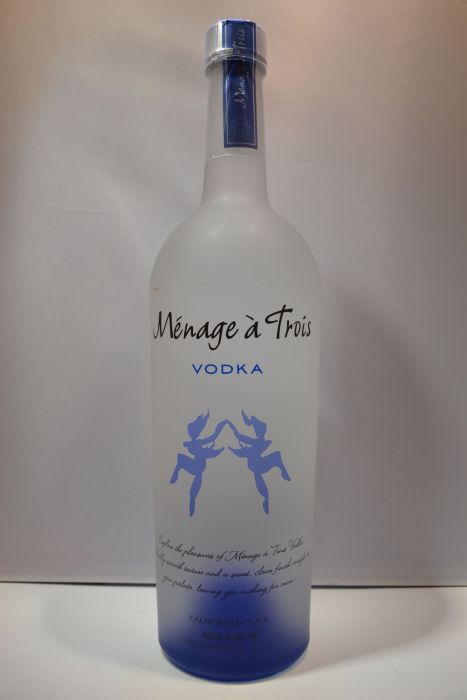 Menage A Trios Vodka California 750ml