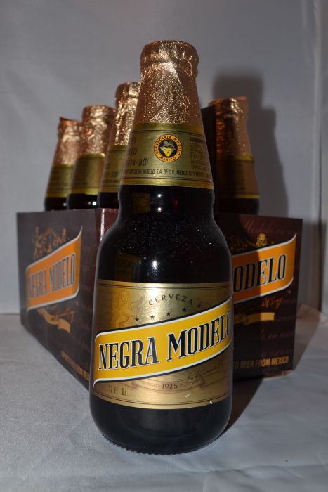 Negra Modelo Dark 6x12 Bottle