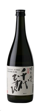Chiyomusubi Sake Tokubetsu Junmai 720ml