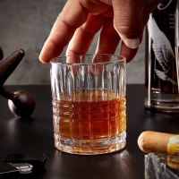 Dutton Rotating Whiskey Glass (1)